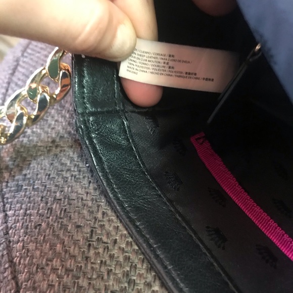 Juicy Couture vintage leather flap bag sheep cross - Picture 8 of 12